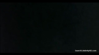 Лиззи Брошере разделась до гола